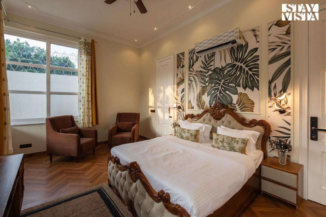 Stayvista's Indraj Manor - Roman-inspired With Posh Interiors, Mesmerizing Garden & Outdoor Fireplace * New Delhi